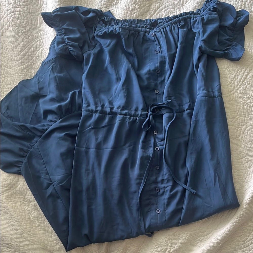 3/$30 Blue Off-Shoulder Maxi Dress